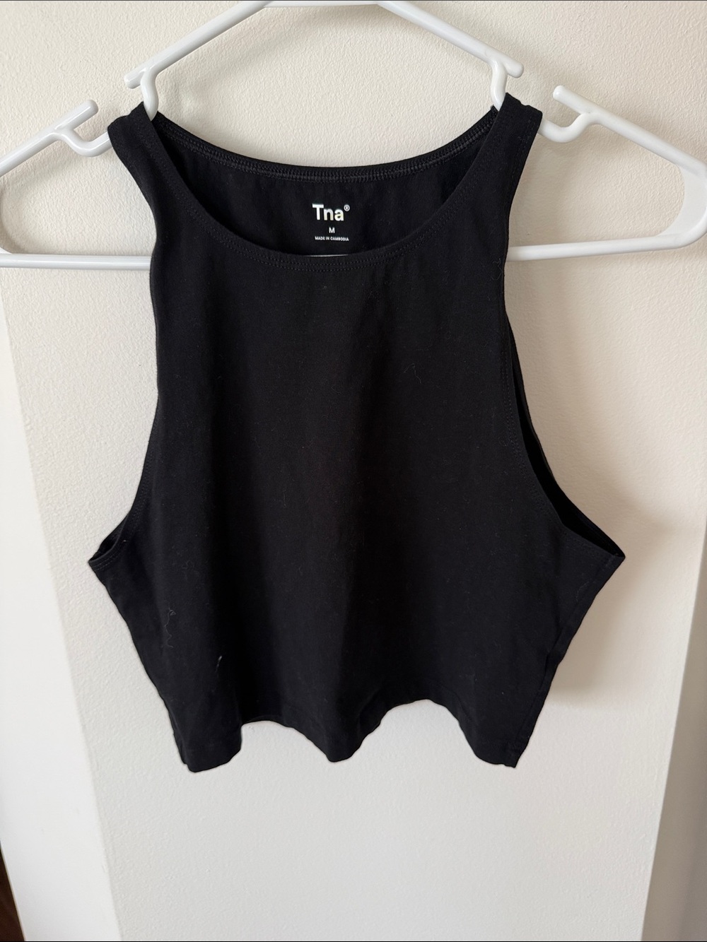 TNA Black Scoop Crop Tank